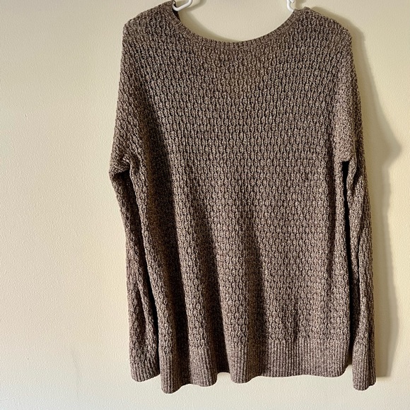 American Eagle Outfitters Wool Blend V-Neck Sweater Tan size S EUC - Picture 2 of 4